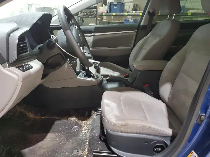 2020 HYUNDAI ELANTRA SEL  