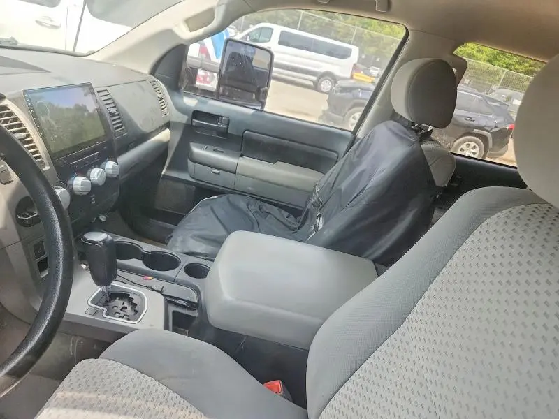 2010 TOYOTA TUNDRA CREWMAX SR5  