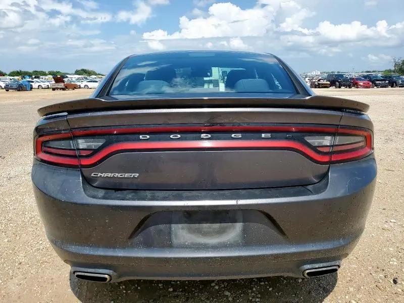 2017 DODGE CHARGER SE  