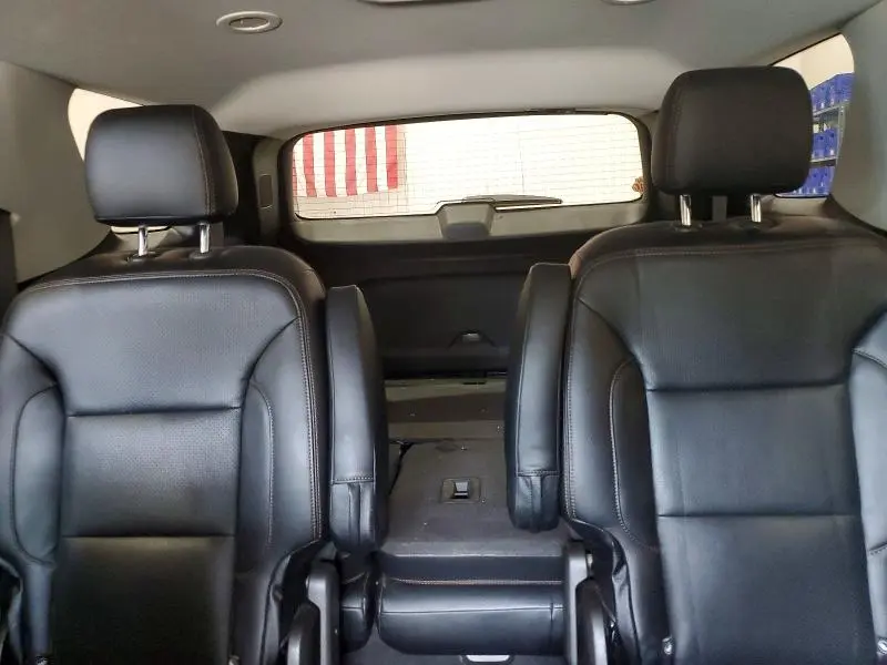 2020 CHEVROLET TRAVERSE LT  