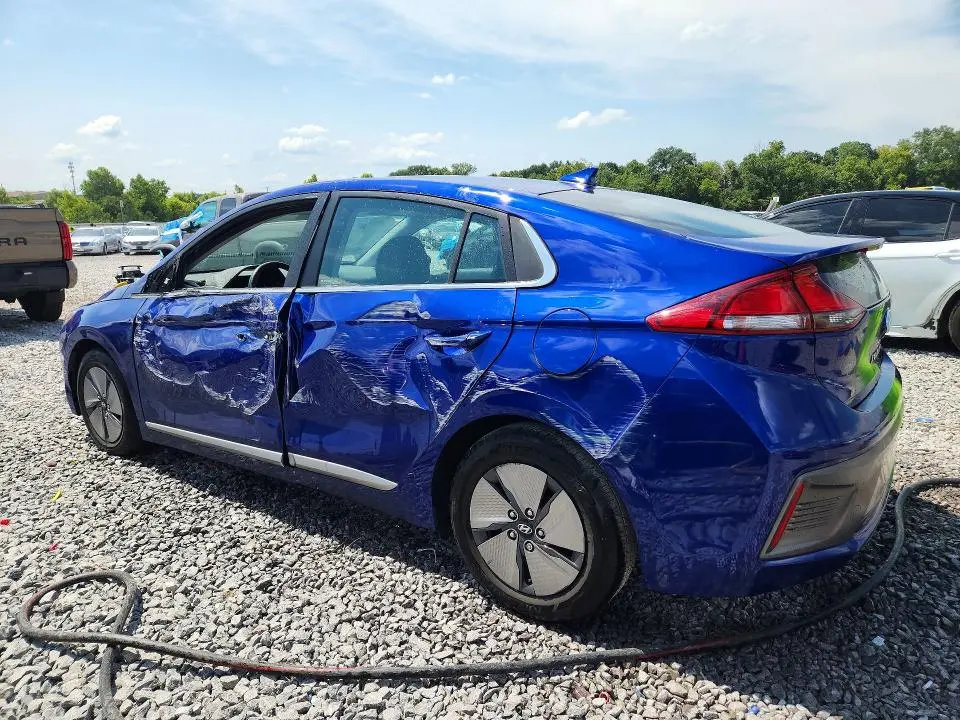 2022 HYUNDAI IONIQ SE  