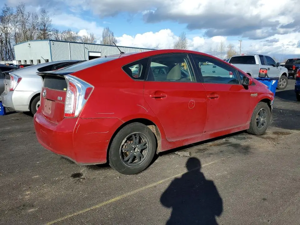 2015 TOYOTA PRIUS TWO  