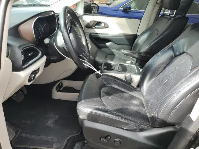 2017 CHRYSLER PACIFICA TOURING L PLUS  