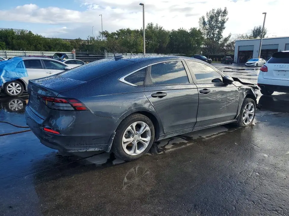 2025 HONDA ACCORD LX  