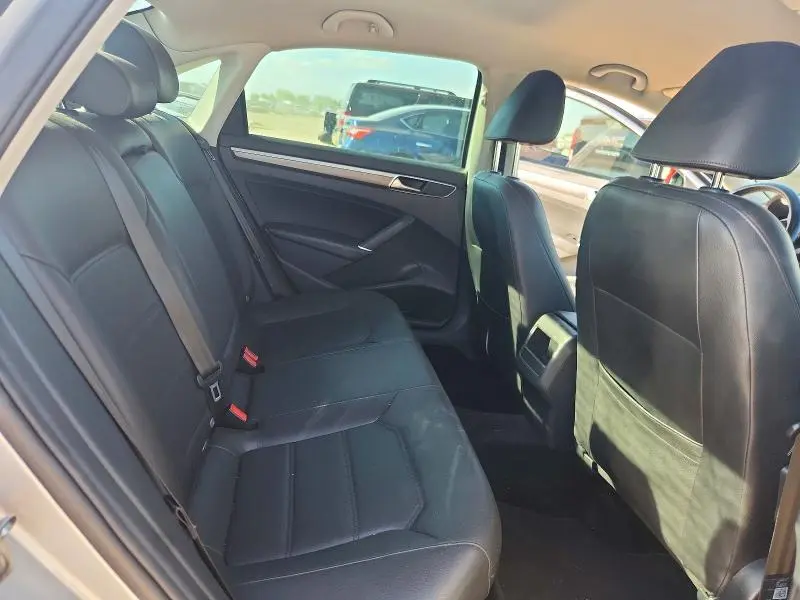 2018 VOLKSWAGEN PASSAT S  