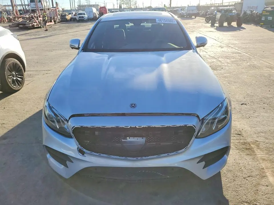 2019 MERCEDES-BENZ E 300  