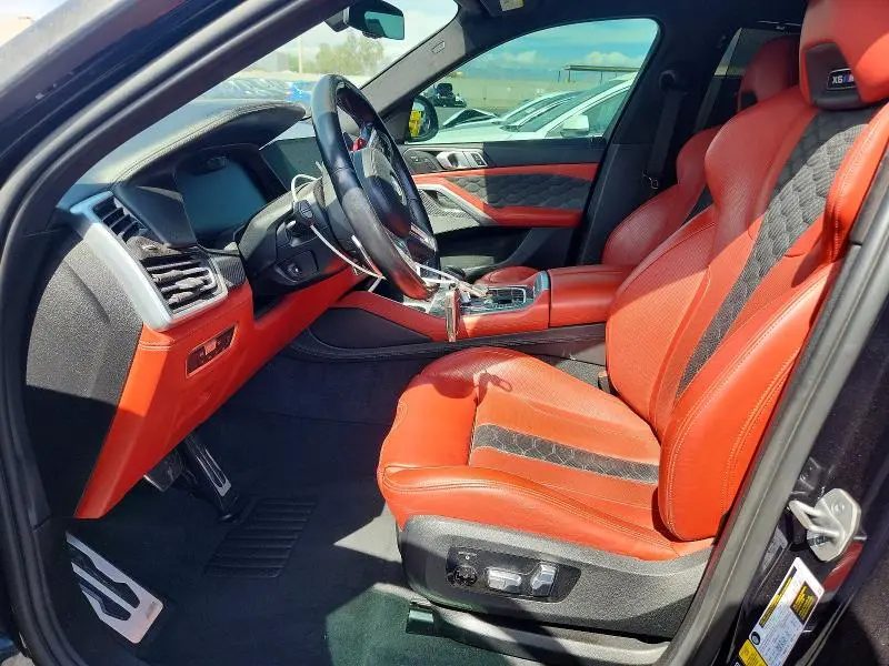 2022 BMW X6 M  