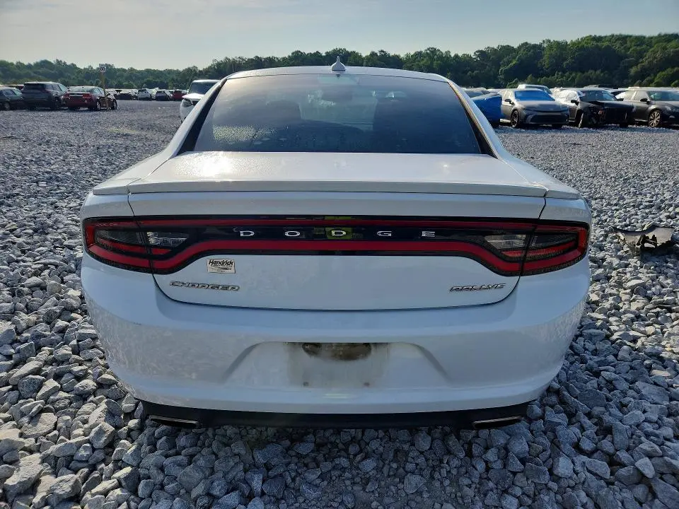 2016 DODGE CHARGER SXT  