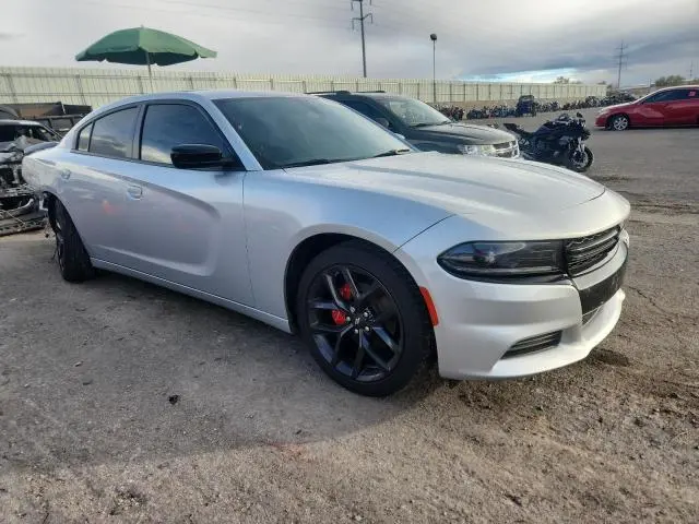 2022 DODGE CHARGER SXT  