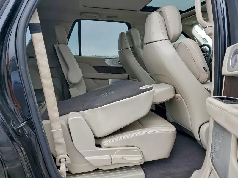 2021 LINCOLN NAVIGATOR L RESERVE  