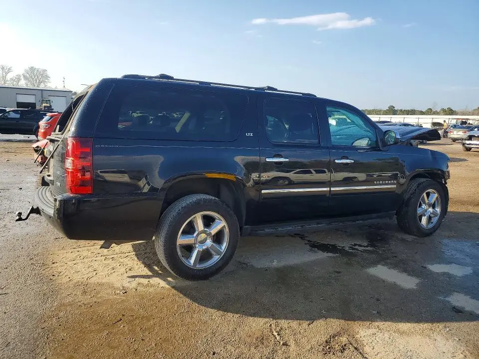 2012 CHEVROLET SUBURBAN K1500 LTZ  