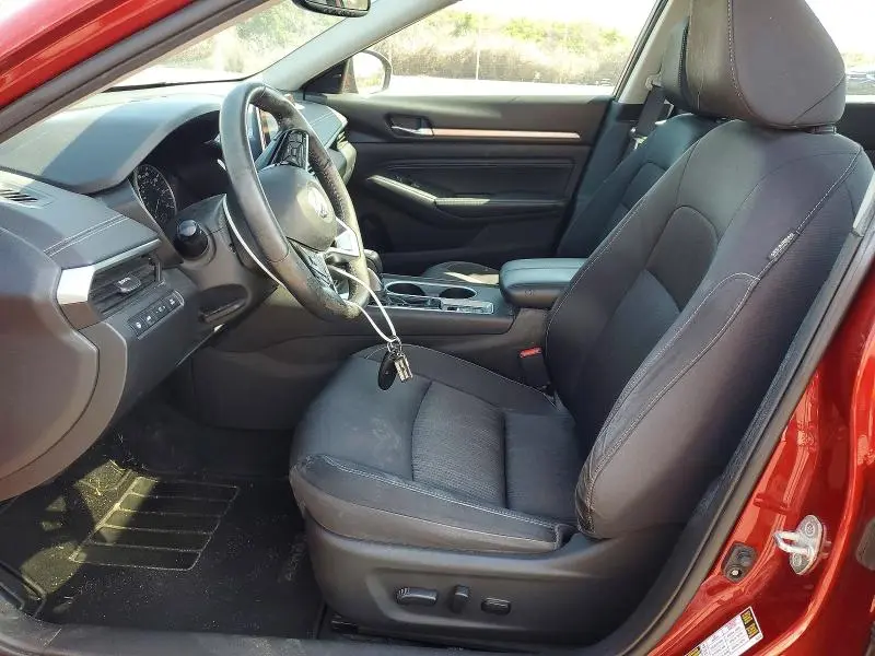 2019 NISSAN ALTIMA SV  