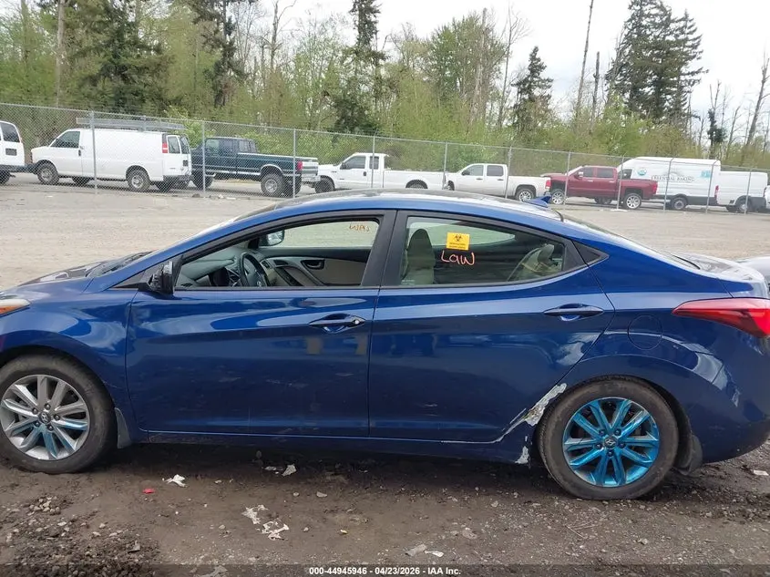 2015 HYUNDAI ELANTRA SE