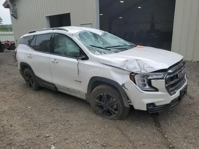 2024 GMC TERRAIN AT4  