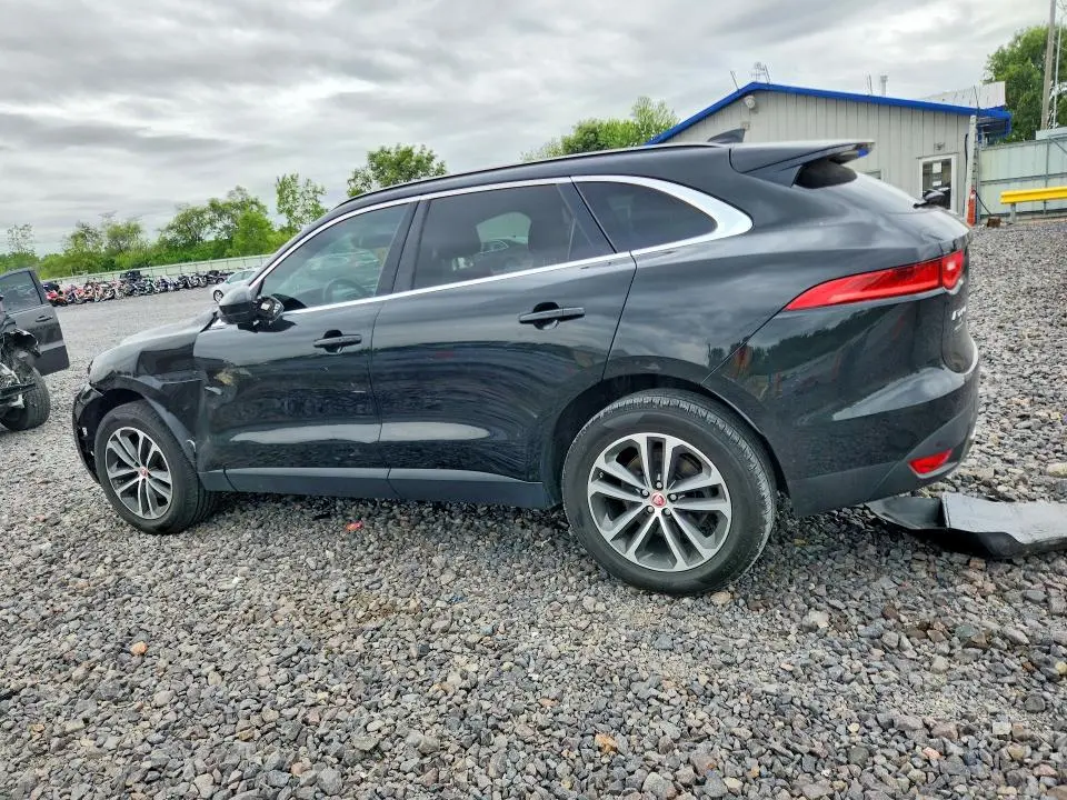 2017 JAGUAR F-PACE PRESTIGE  