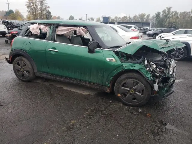 2021 MINI COOPER SE  