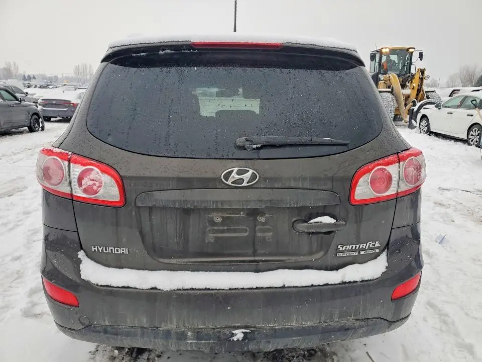 2011 HYUNDAI SANTA FE GLS  