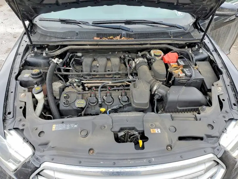 2015 FORD TAURUS SEL  