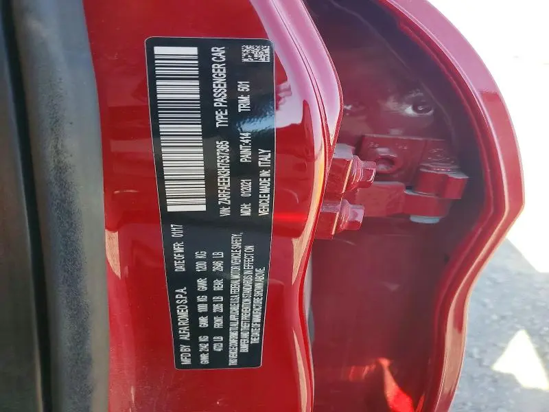 2017 ALFA ROMEO GIULIA TI Q4  