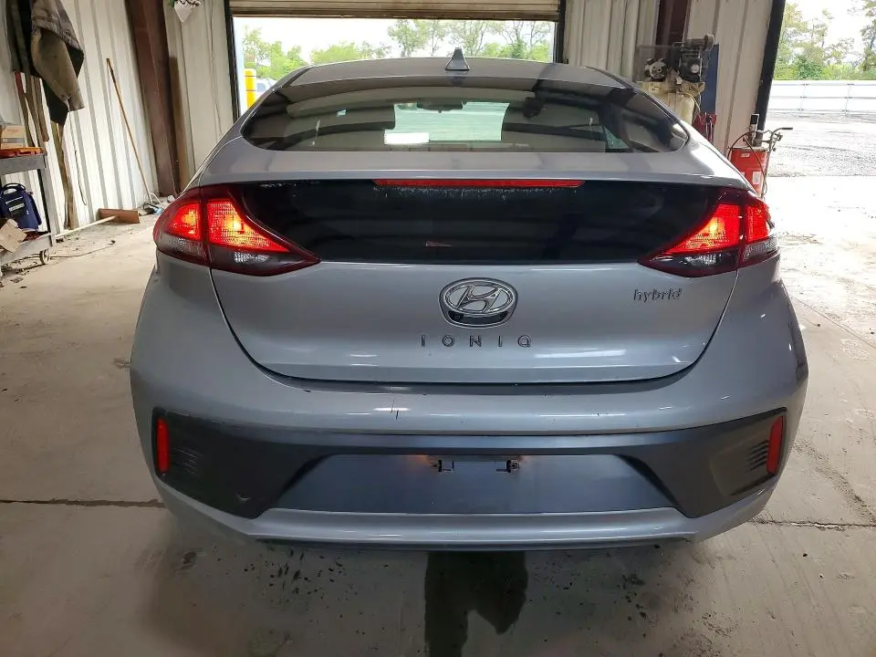 2021 HYUNDAI IONIQ SE  