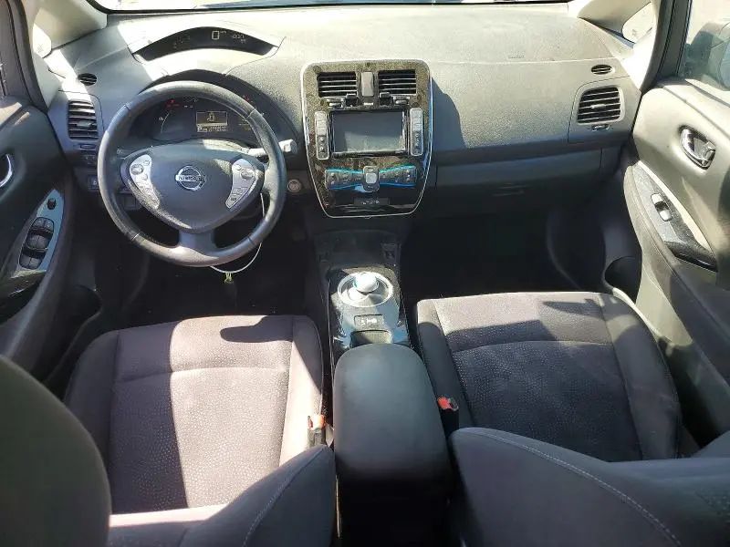 2017 NISSAN LEAF SV  
