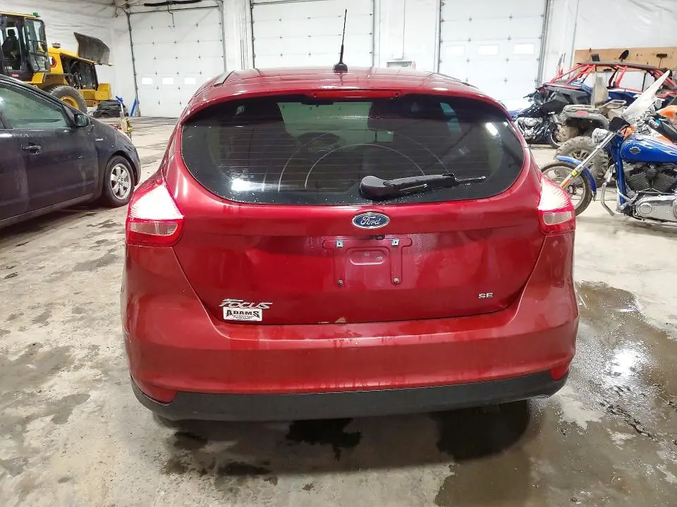 2016 FORD FOCUS SE  