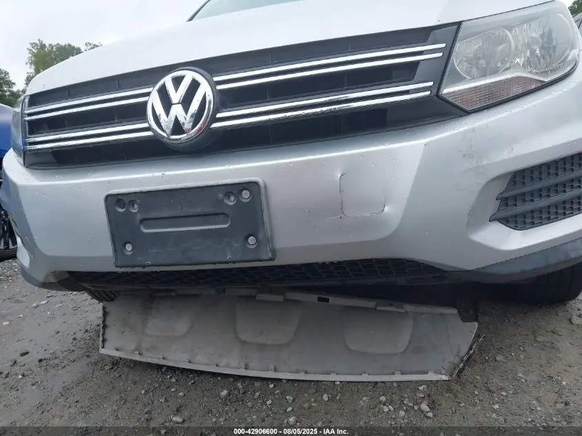 2012 VOLKSWAGEN TIGUAN LE
