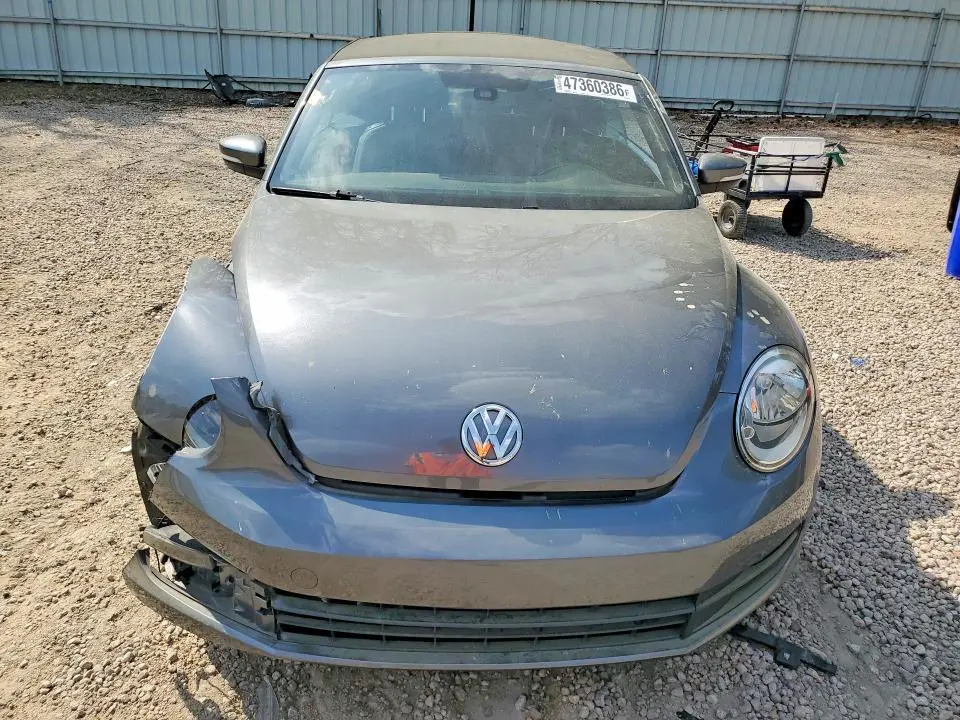 2016 VOLKSWAGEN BEETLE S  