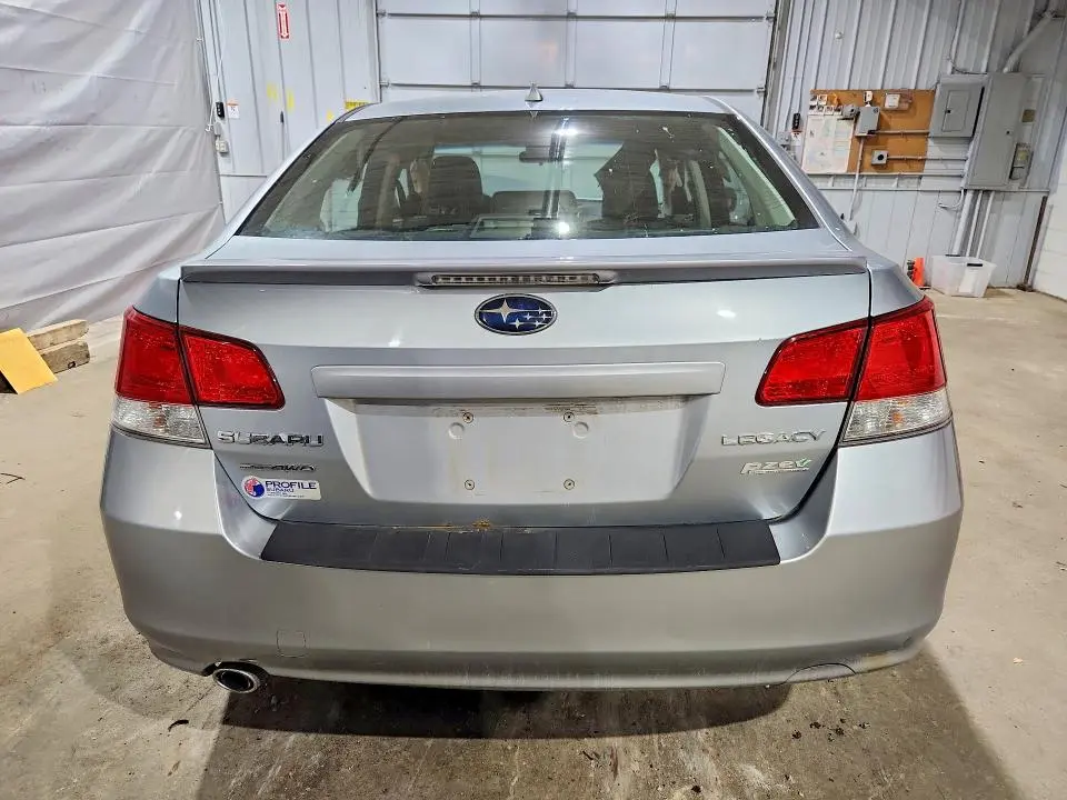 2013 SUBARU LEGACY 2.5I LIMITED  
