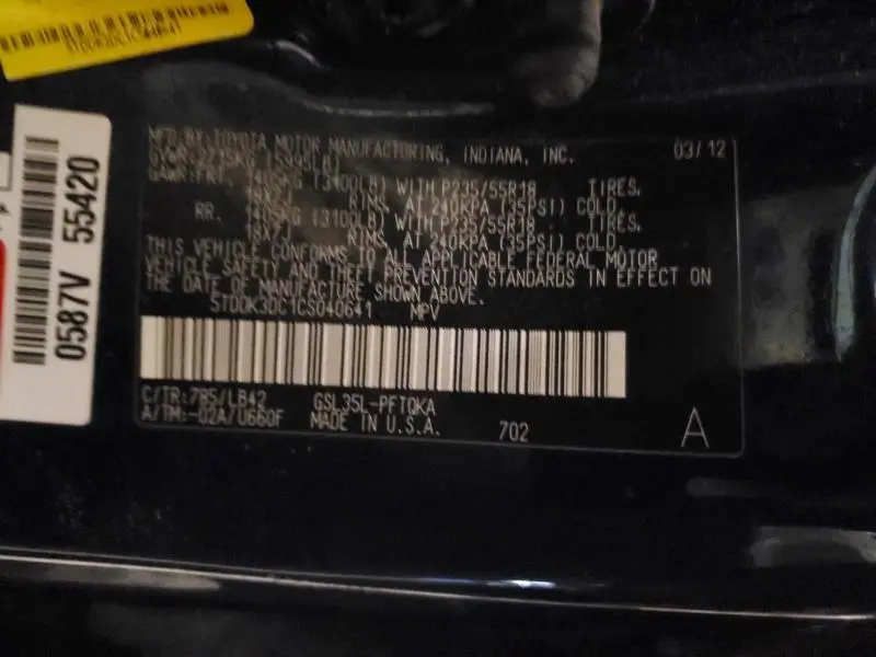 2012 TOYOTA SIENNA XLE  