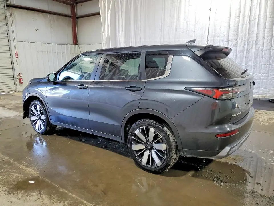 2025 MITSUBISHI OUTLANDER SE  