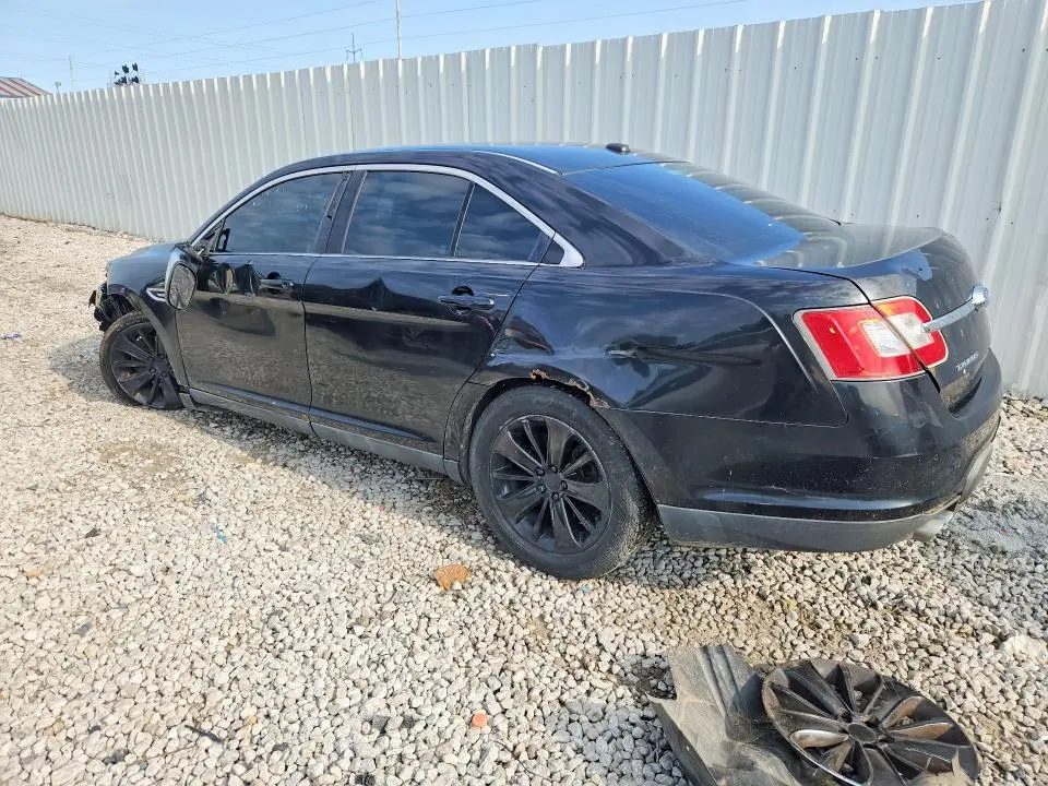 2012 FORD TAURUS LIMITED  