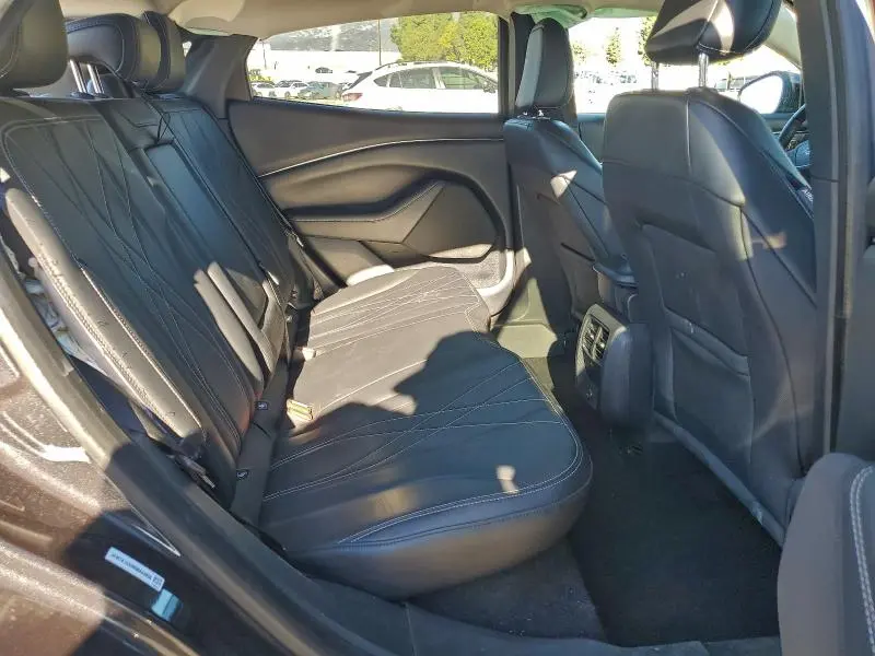 2021 FORD MUSTANG MACH-E SELECT  