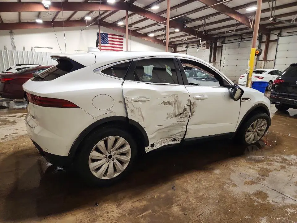 2019 JAGUAR E-PACE SE  