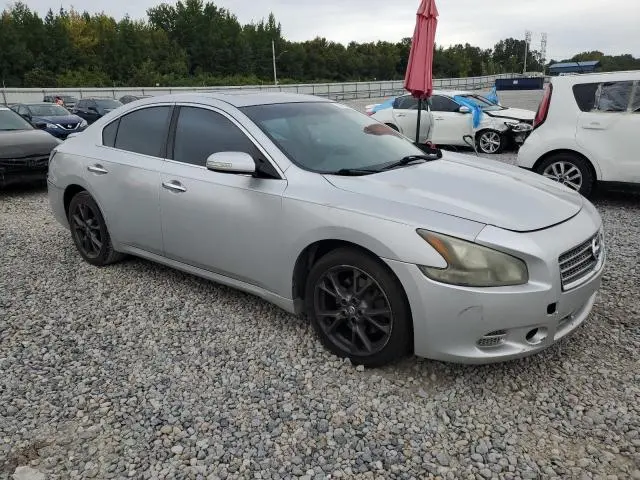 2014 NISSAN MAXIMA S  