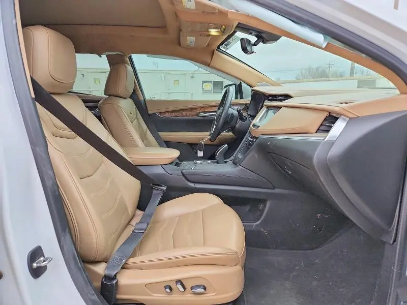 2022 CADILLAC XT5 PLATINUM PREMIUM LUXURY  