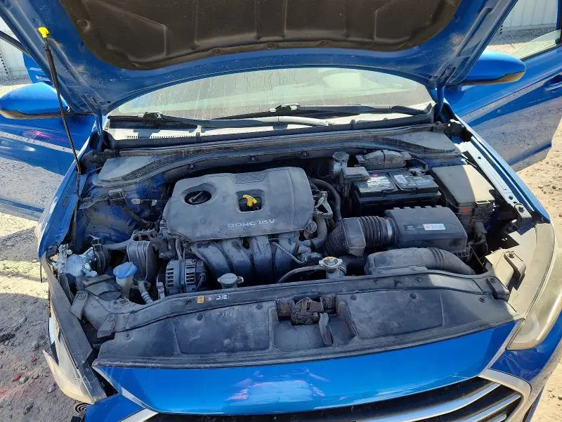 2017 HYUNDAI ELANTRA SE  