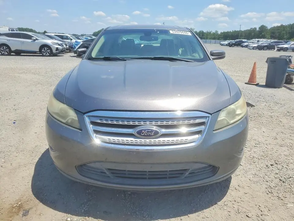 2011 FORD TAURUS SEL  