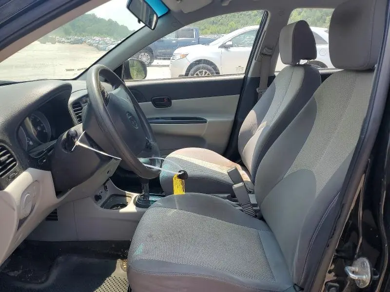 2010 HYUNDAI ACCENT GLS  