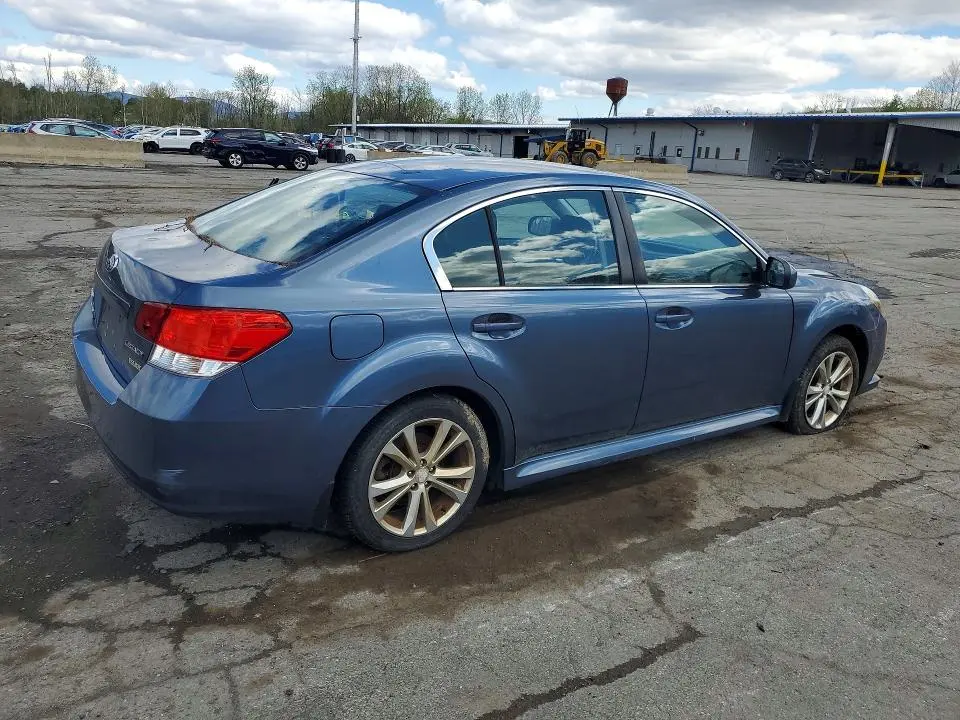 2013 SUBARU LEGACY 2.5I PREMIUM  