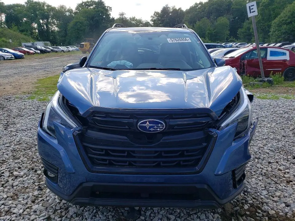 2024 SUBARU FORESTER LIMITED  