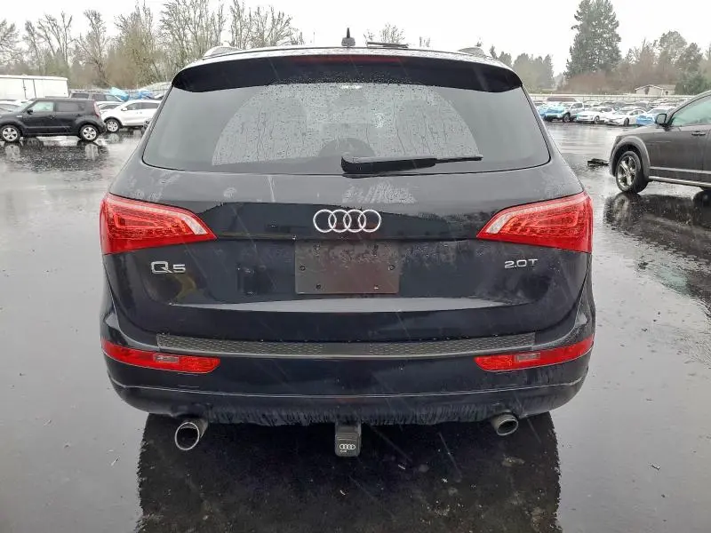 2011 AUDI Q5 PREMIUM  