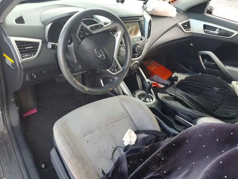 2013 HYUNDAI VELOSTER BASE  