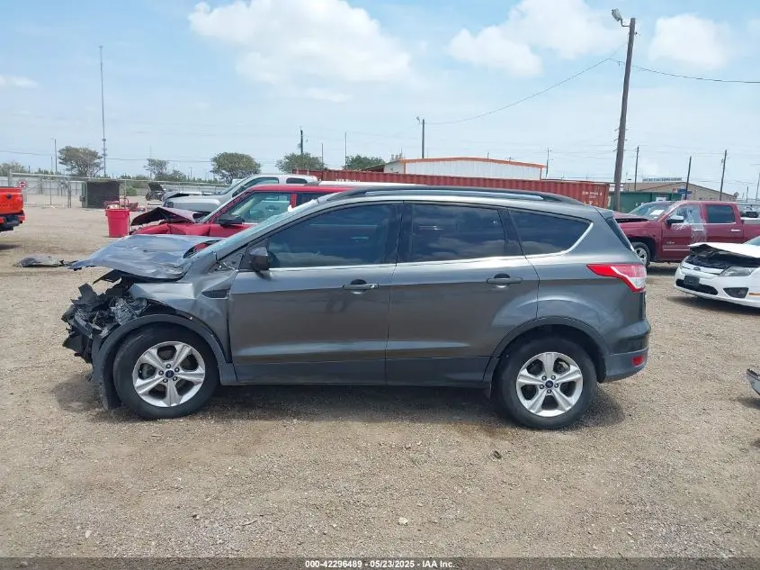 2015 FORD ESCAPE SE