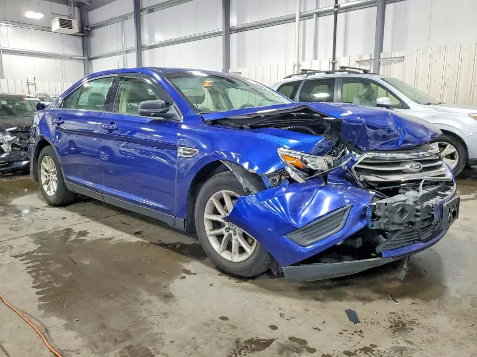 2013 FORD TAURUS SE  