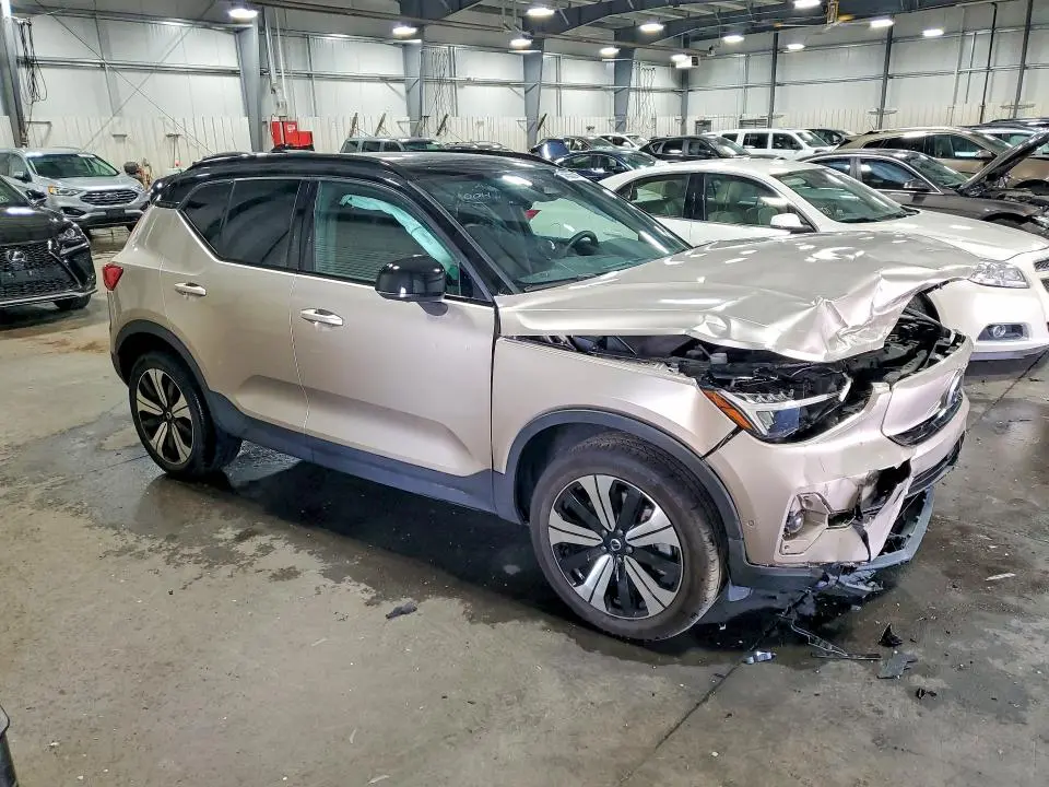 2023 VOLVO XC40 RECHARGE PLUS  