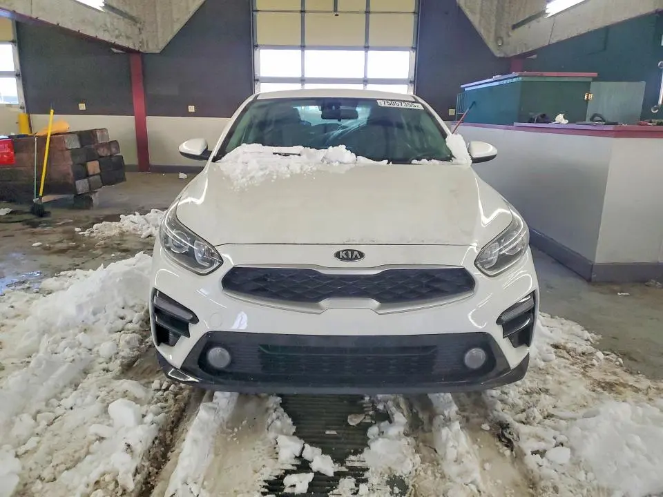 2021 KIA FORTE FE  