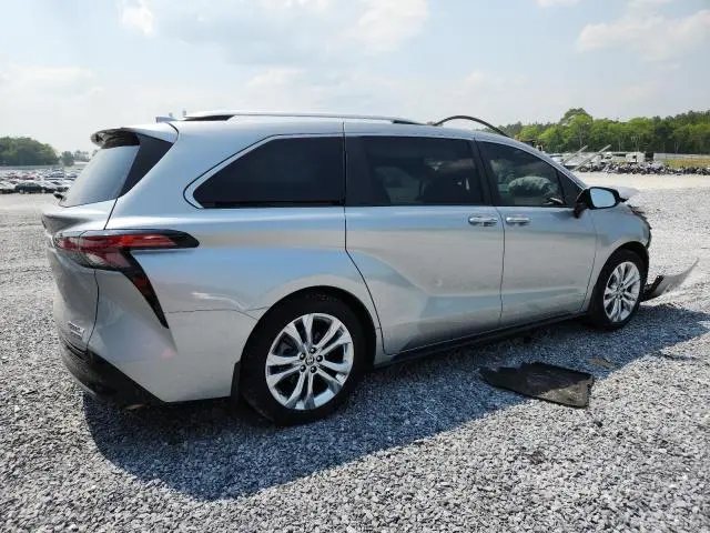 2021 TOYOTA SIENNA LIMITED  