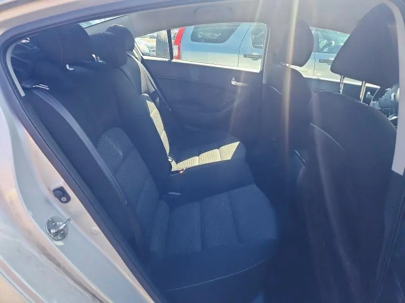 2018 KIA FORTE LX  