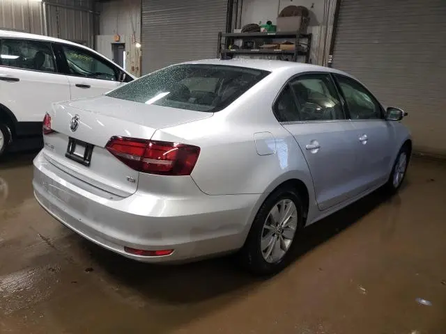 2016 VOLKSWAGEN JETTA SE  